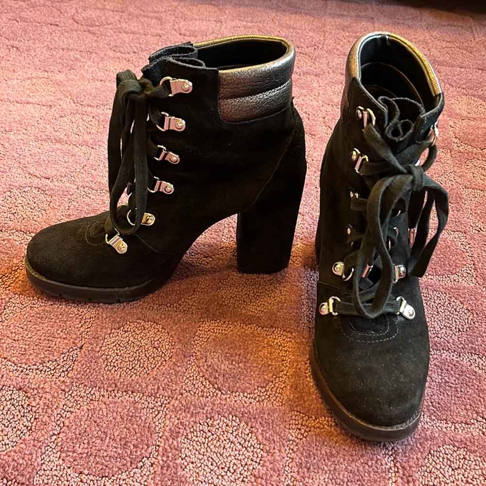 Sam Edelman Lace Up Booties Size 6